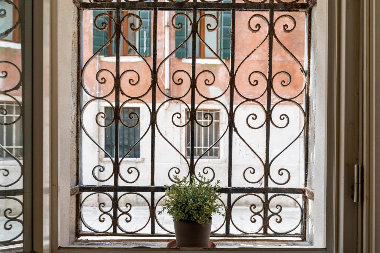 San Giacomo pied-a-terre house Venecia Exterior foto
