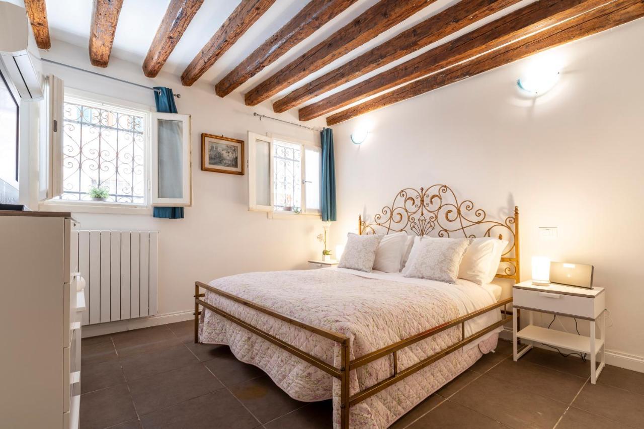 San Giacomo pied-a-terre house Venecia Exterior foto