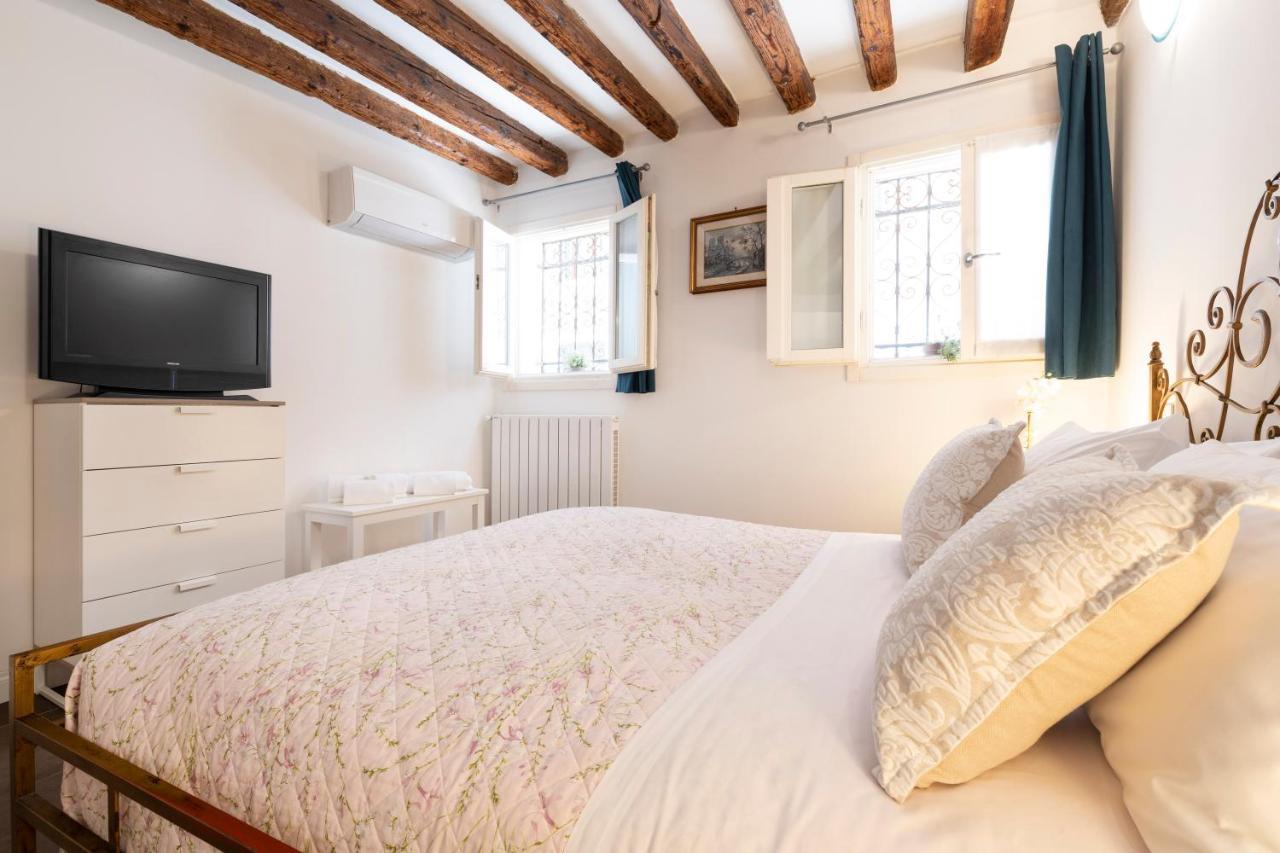 San Giacomo pied-a-terre house Venecia Exterior foto